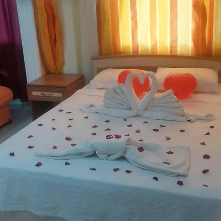 Otel Harvest Erdemli
